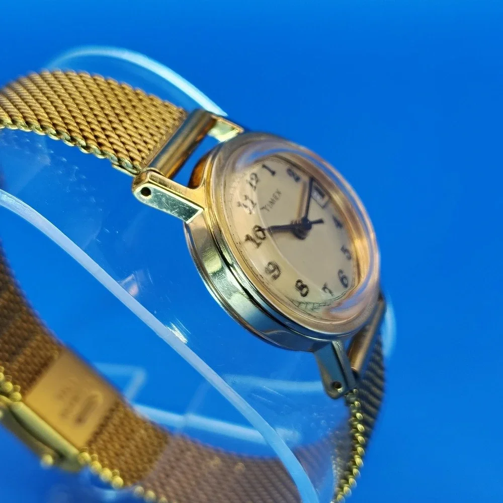 Vintage 1976 Timex Mechanical Wind 25mm Women's Watch New Mesh Bracelet Restored